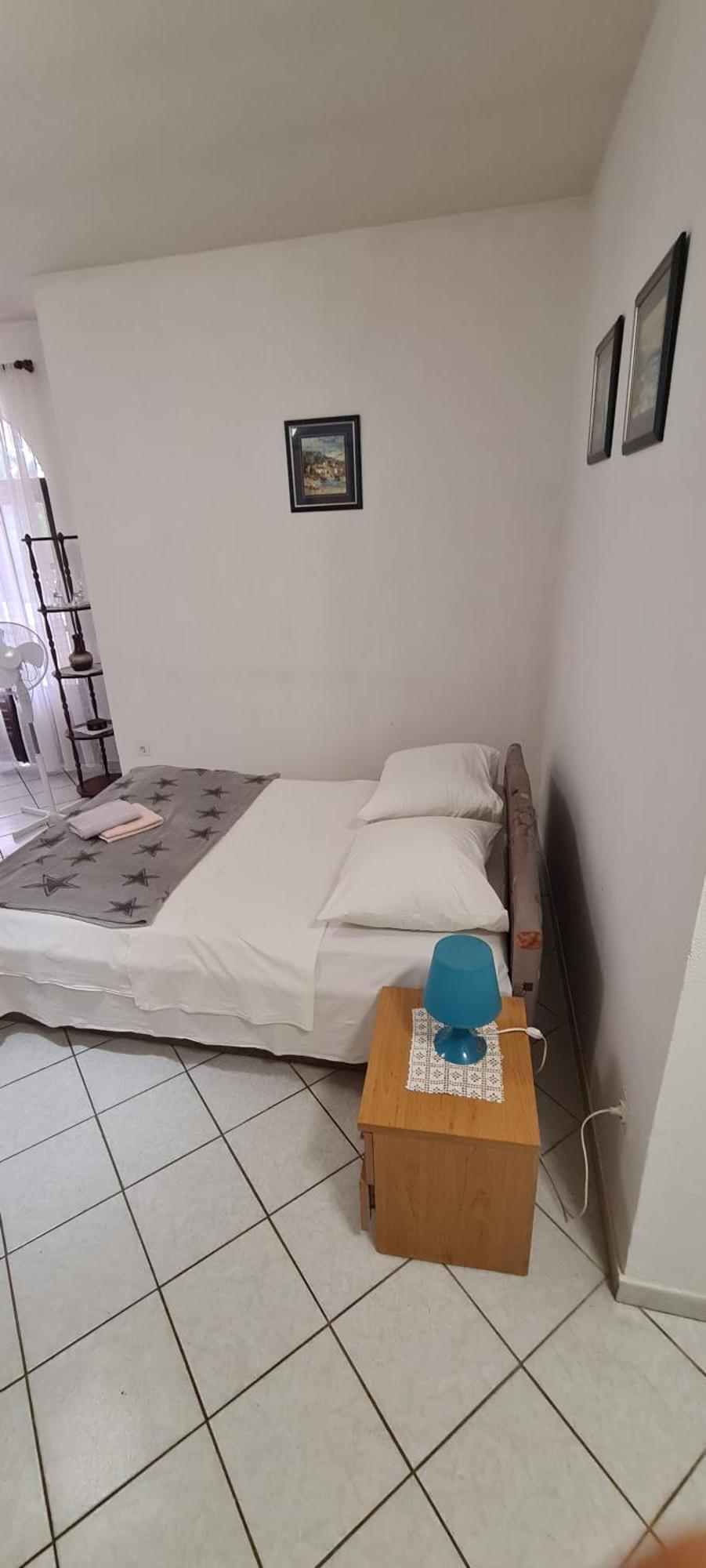 Apartments Hugo Malinska Bilik gambar