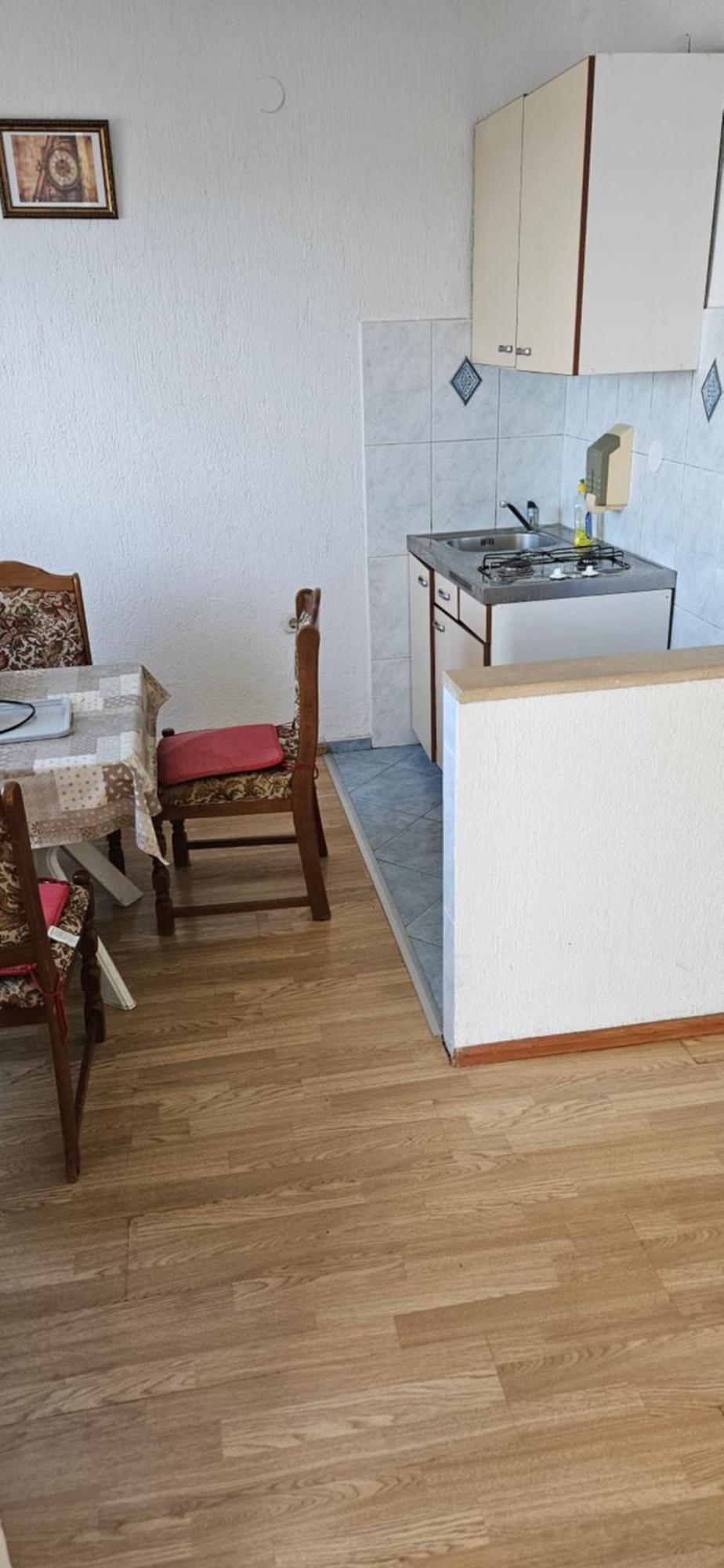 Apartments Hugo Malinska Luaran gambar