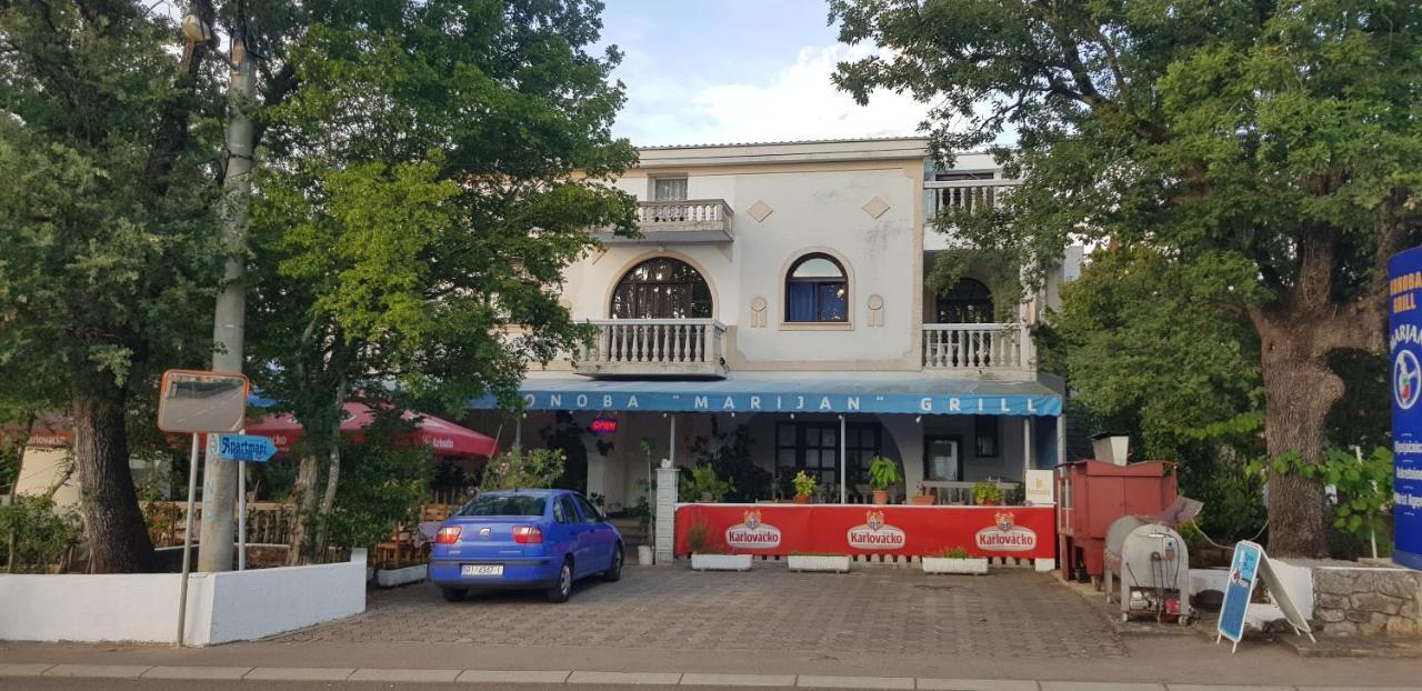 Apartments Hugo Malinska Luaran gambar